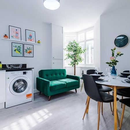 Beechwood Lodge Serviced Apartment Ковентри Экстерьер фото